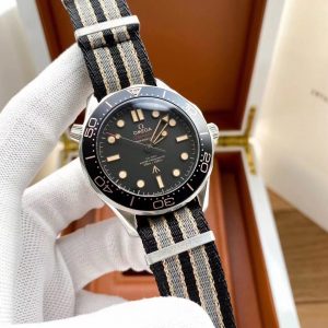 Omega seamaster 007/ Automatic Movement/ luxury Omega watches for Men’s- 42mm -Replica watches