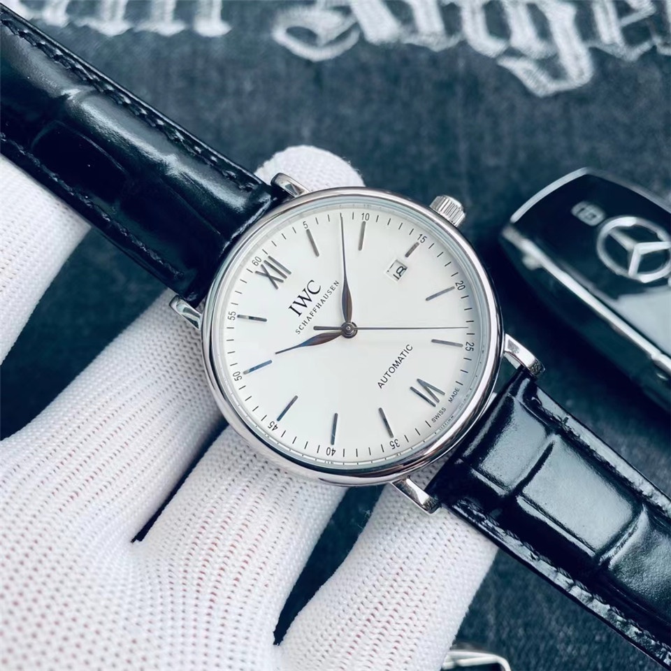 IWC Schaffhausen Automatic Leather strap- 39mm -Replica watches