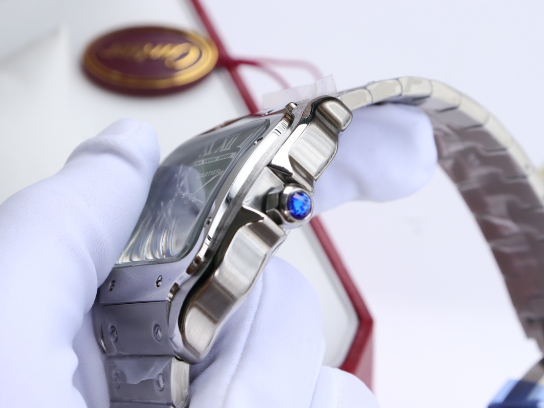 Cartier Santos Green dial Automatic Movement - 40mm